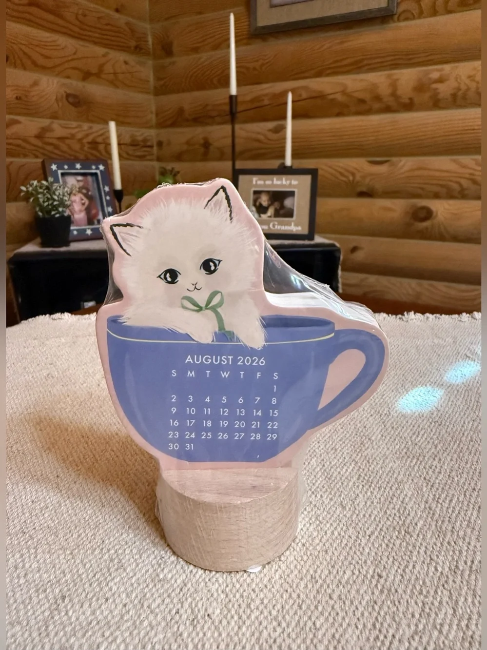 TEACUP KITTEN 2026-2027 Desktop Calendar